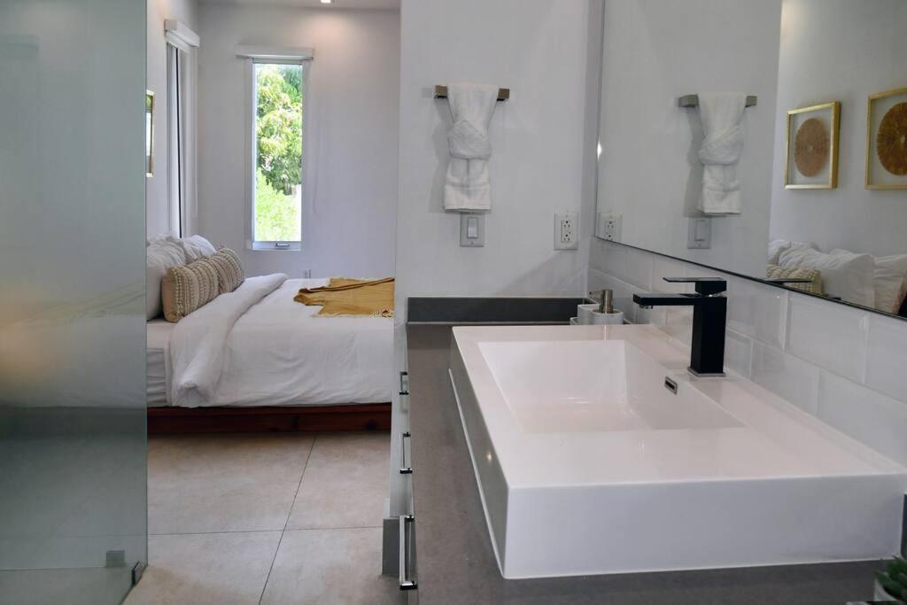 No Wynwood With Spacious Outdoor With Jacuzzi Casa de férias